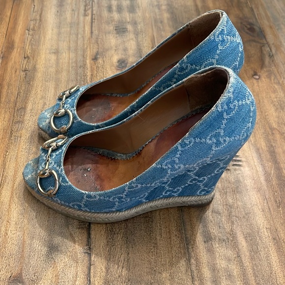 GUCCI Denim Horsebit Wedges Size 38 (8) - Picture 2 of 8